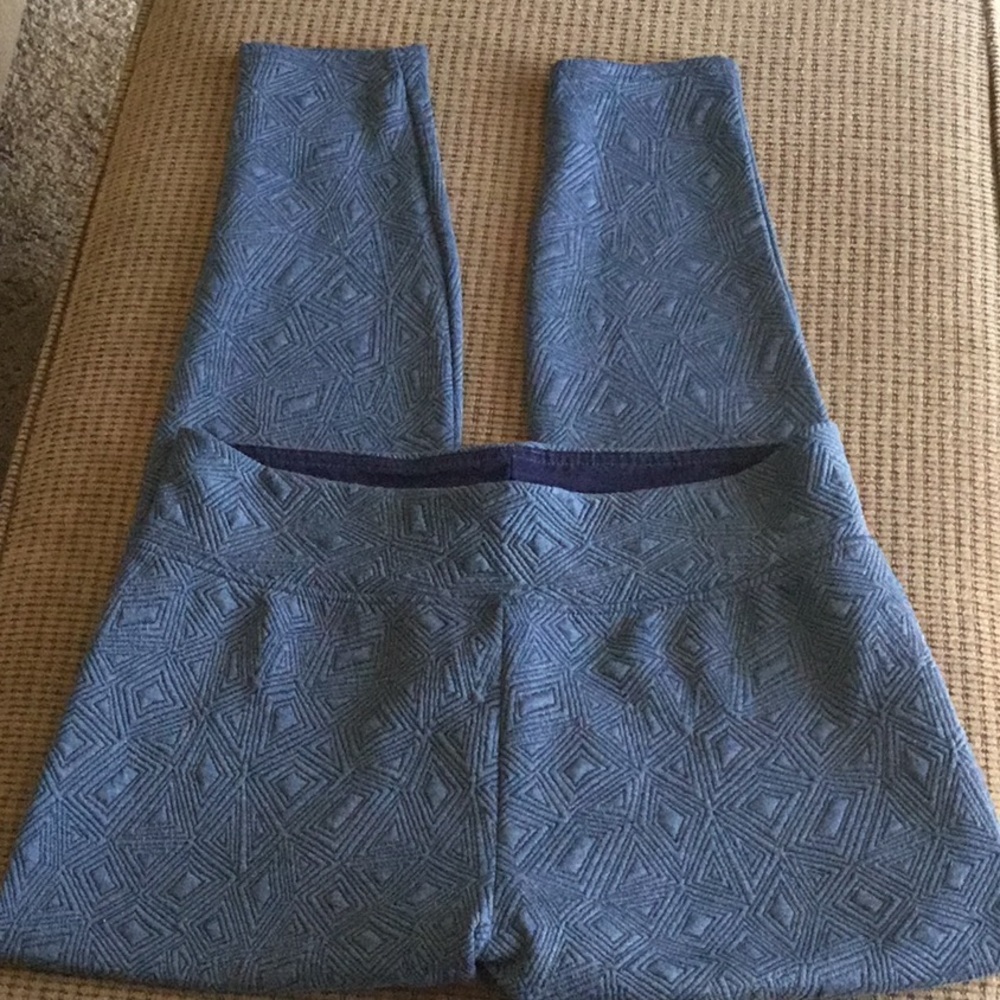 Merona Medium Blue geometric print leggings - Picture 1 of 7